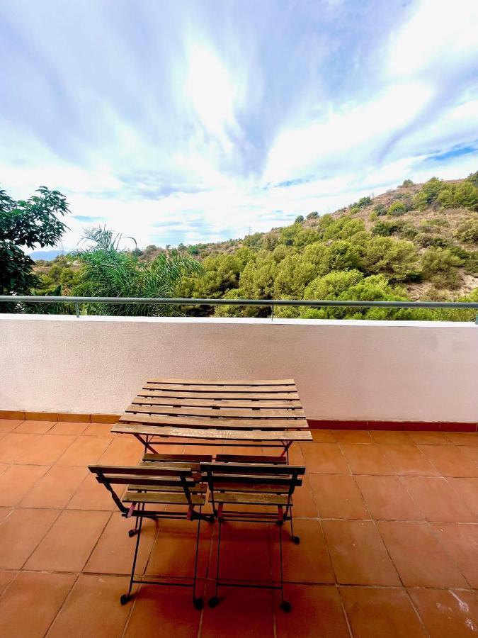 Villa Aguilas Club - Guest House Málaga Extérieur photo