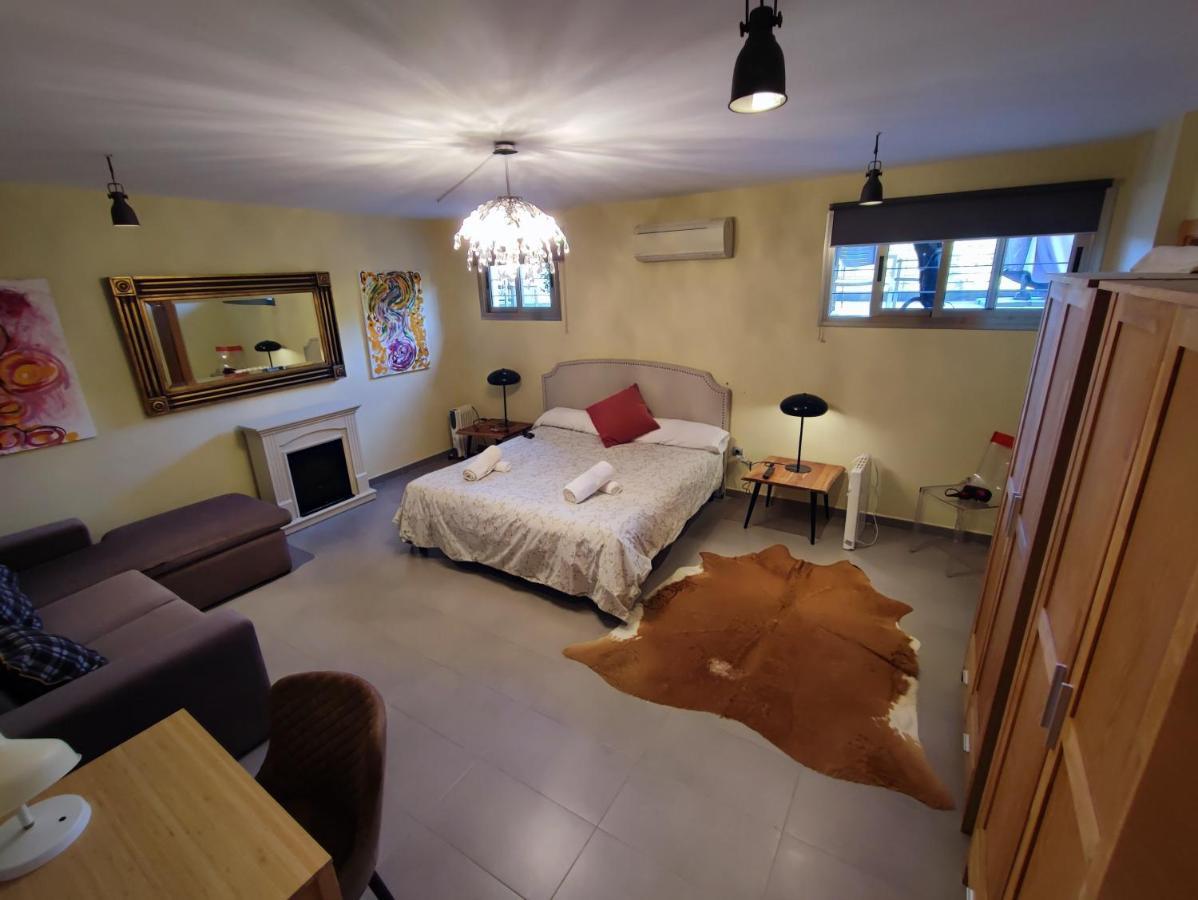 Villa Aguilas Club - Guest House Málaga Extérieur photo