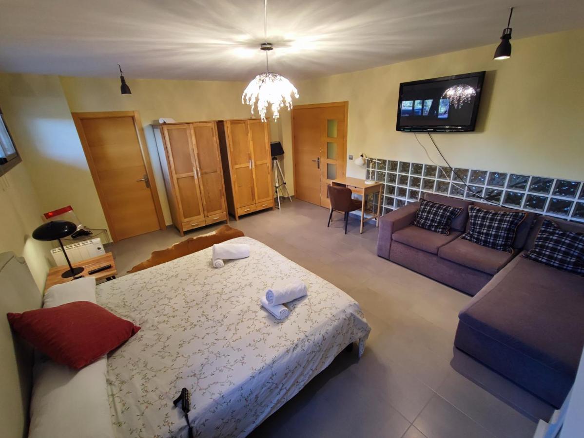 Villa Aguilas Club - Guest House Málaga Extérieur photo
