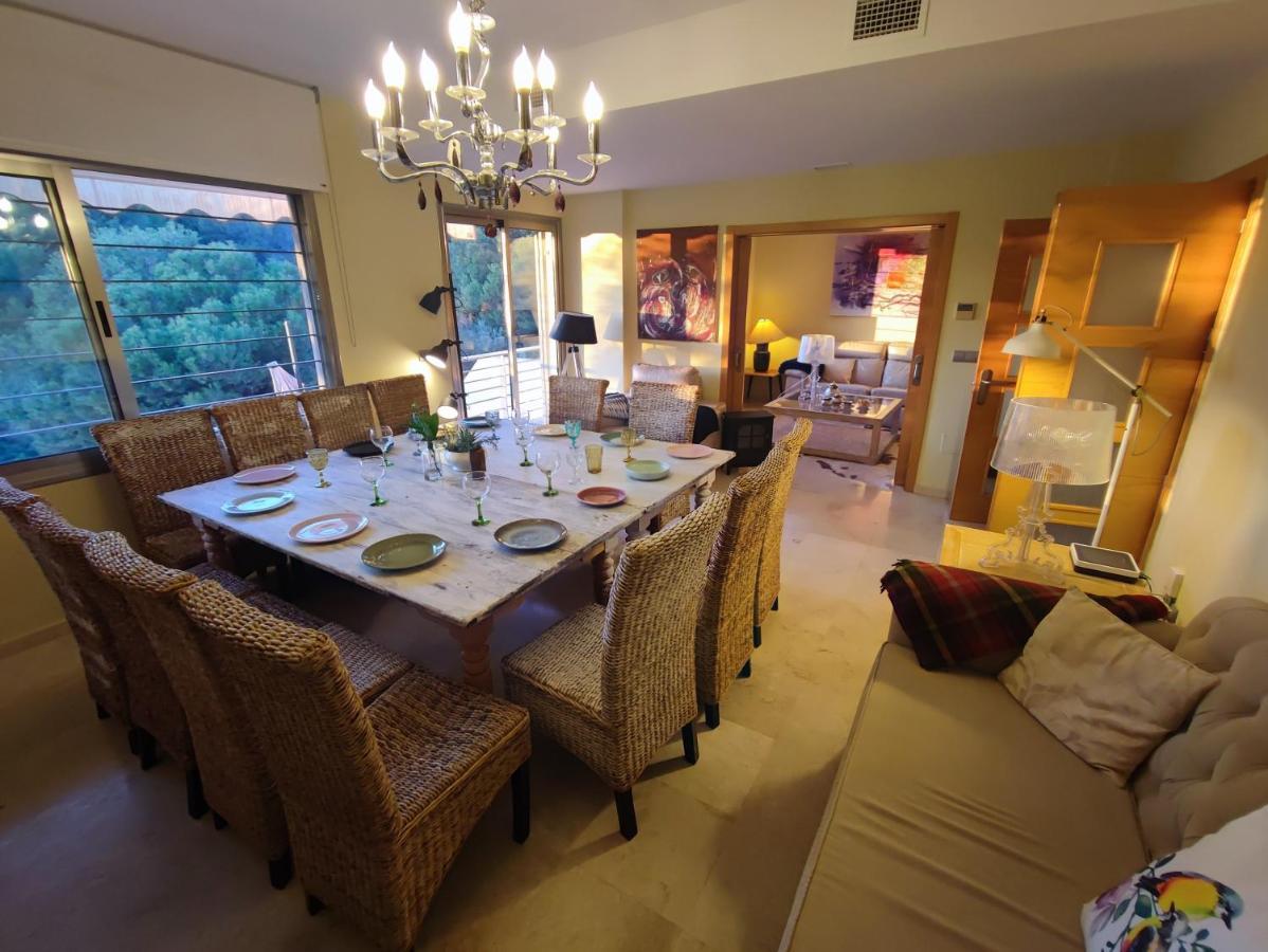Villa Aguilas Club - Guest House Málaga Extérieur photo