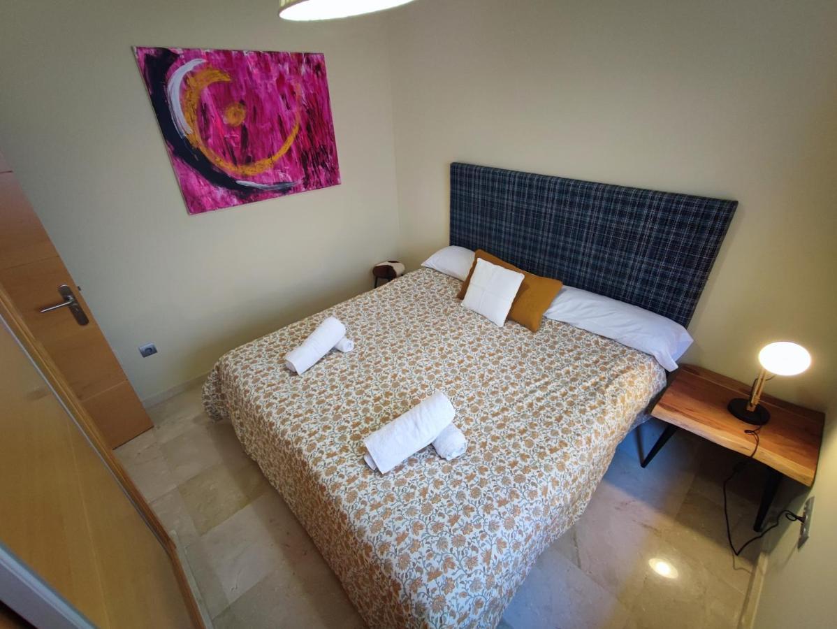 Villa Aguilas Club - Guest House Málaga Extérieur photo