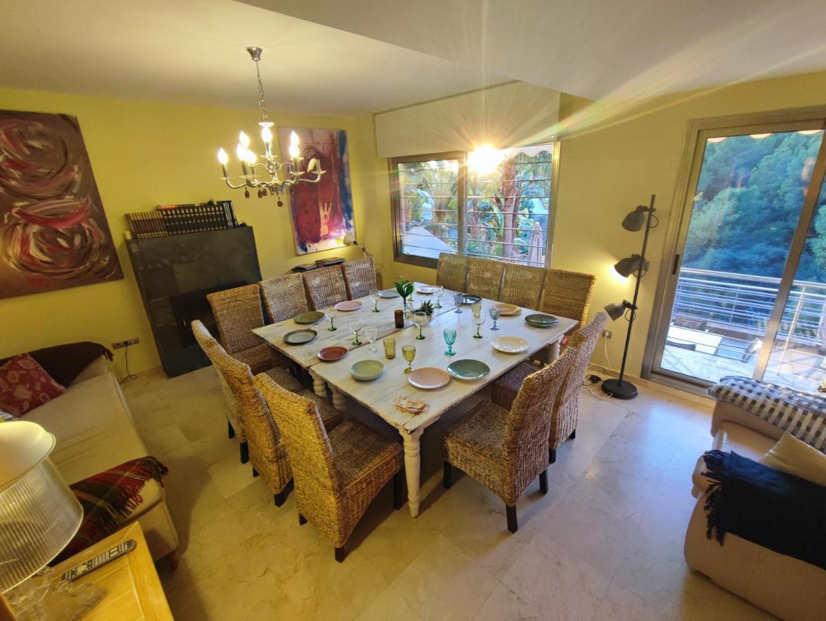 Villa Aguilas Club - Guest House Málaga Extérieur photo
